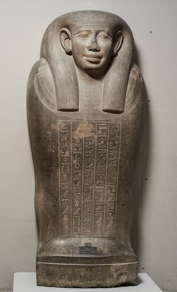 Deckel des Sarkophags der Chedeb-neith-iret-binet