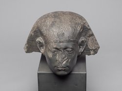 Head from a sphinx of Senwosret III 