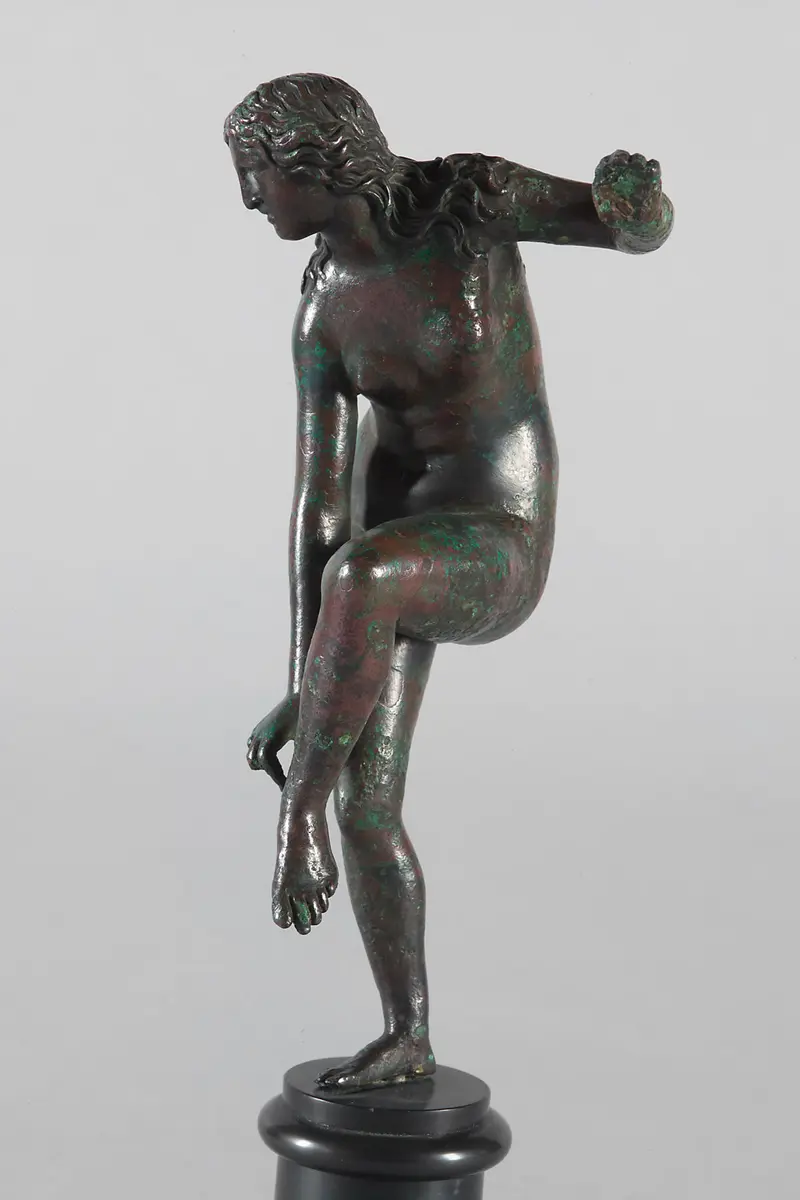 Sandalenlösende Venus