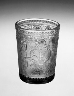 Becher mit erotischer Symbolik