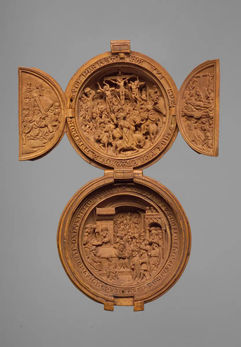 Rosary Pendant featuring the Passion of Christ, a so-called Prayer-nut 