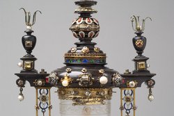 Ostensorium mit einem Stück des Spottrohres Christ