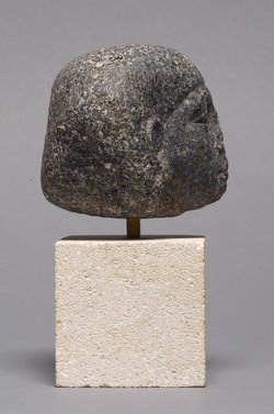 Statuenkopf eines Mannes