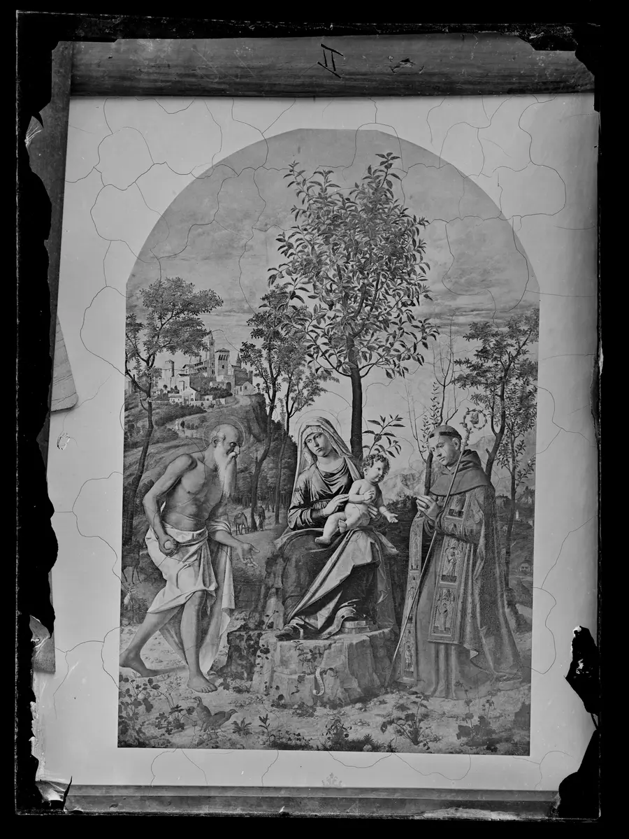 Madonna mit Kind unter einem Baum sitzend umgeben vom Hl. Hieronymus und einem Bischof