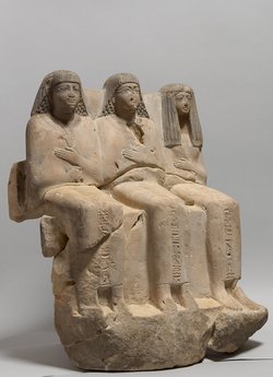 Statuengruppe des Meri-ptah, des Sa-aset und der Kafi