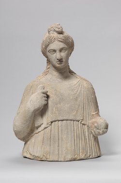Halbfigur eines Mädchens