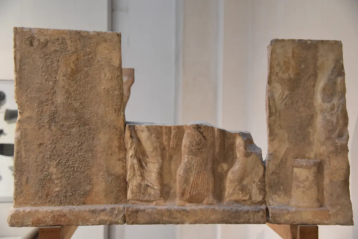 Archaistisches Relief für Kaiser Augustus