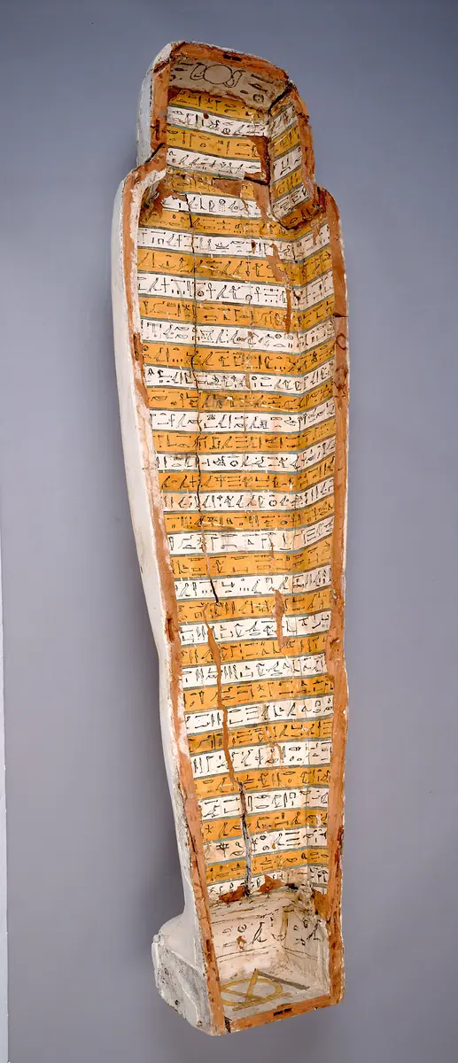Mumienförmiger Sarg des Djed-bastet-inek-su