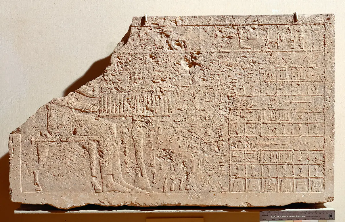 Grabtafel mit Opferliste