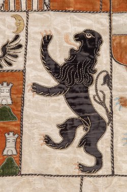 Wappenrock für einen Herold Maria Theresias (in der Funktion des Ersten Wappenkönigs)