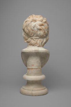 Kopf eines Satyrs auf nicht zugehöriger Büste