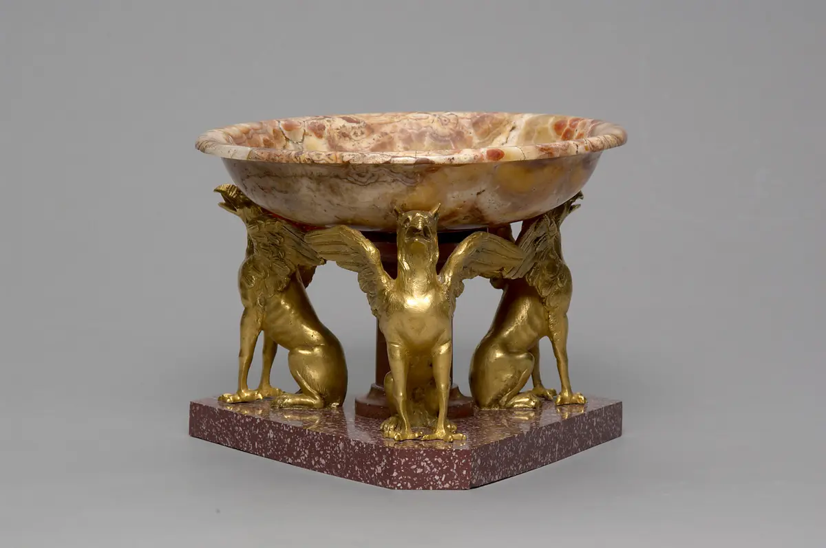 Marmorschale der Ruinen von Paestum
