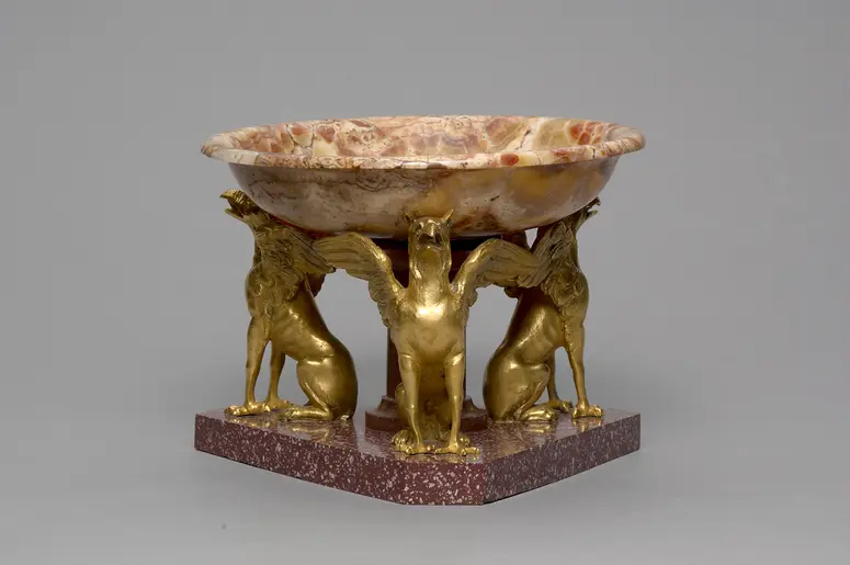 Marmorschale der Ruinen von Paestum
