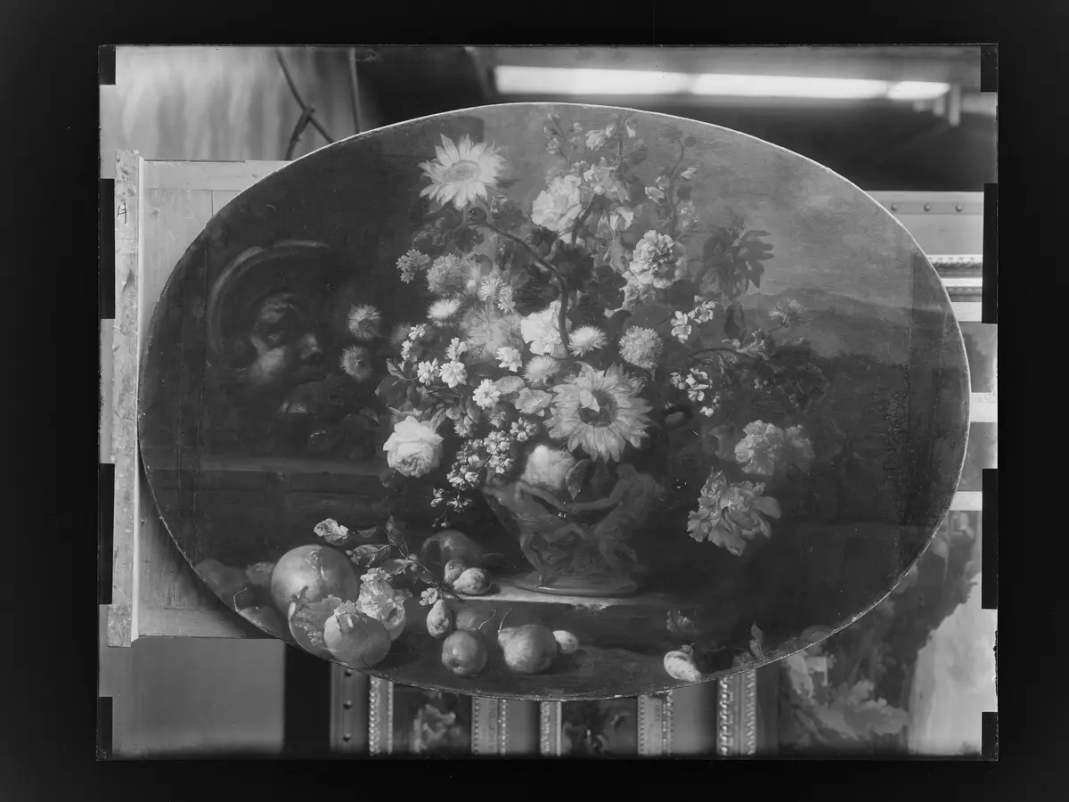 Blumen und Früchte
