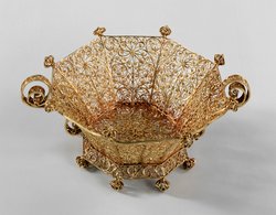 Körbchen aus Goldfiligran