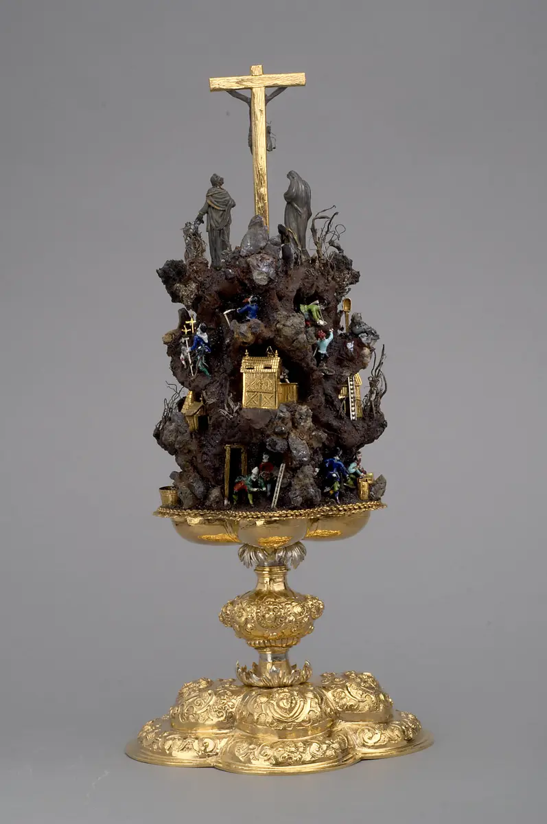 Handstein mit Bergwerk und Kreuzigung Christi