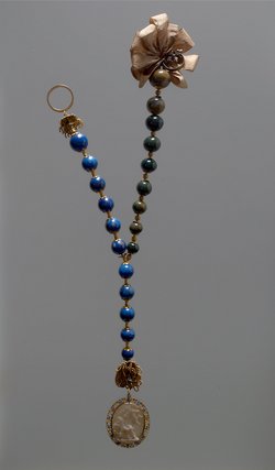 Doppelter Rosenkranz-Zehner
