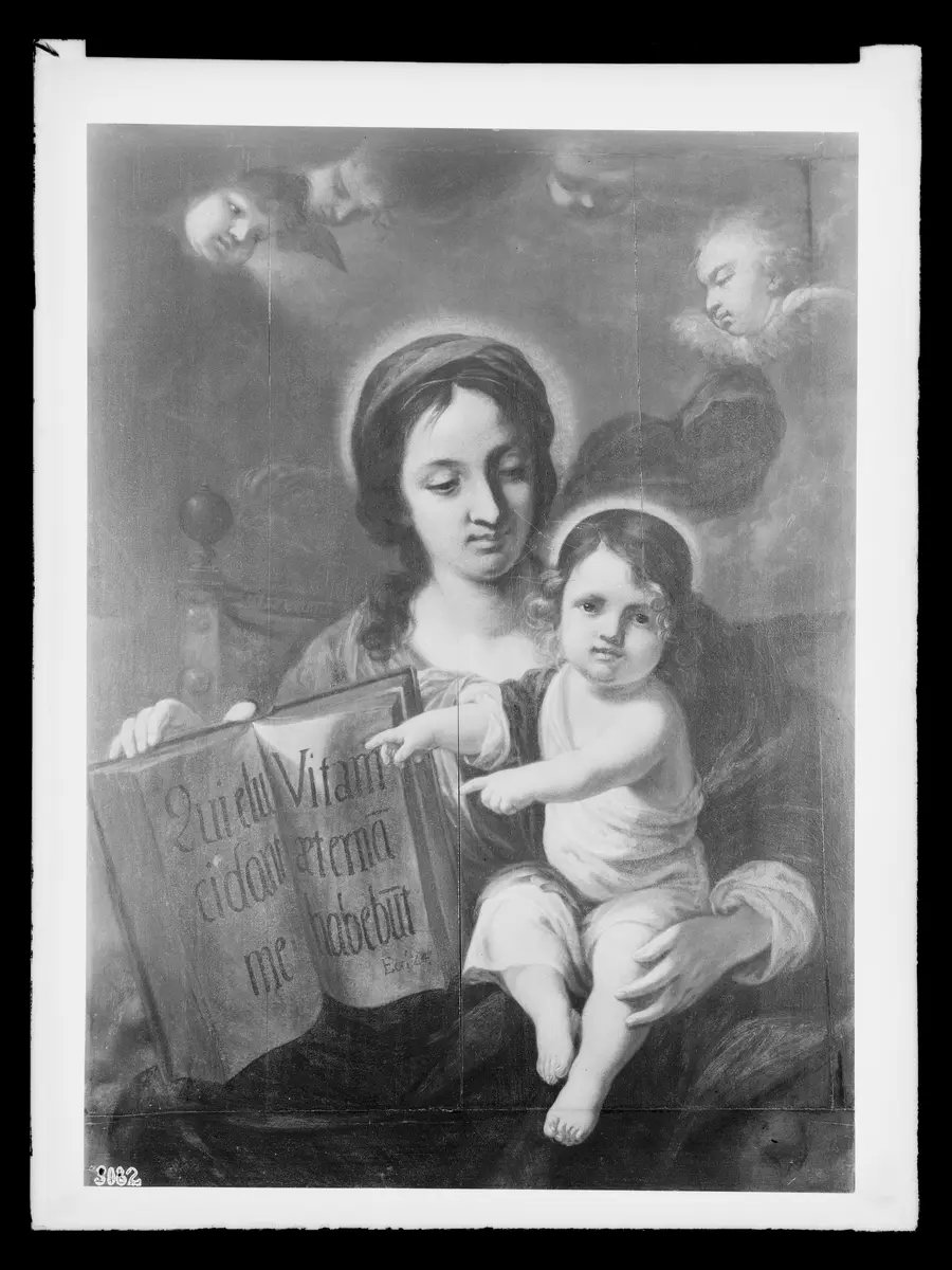 Madonna mit Kind und Engelsköpfen