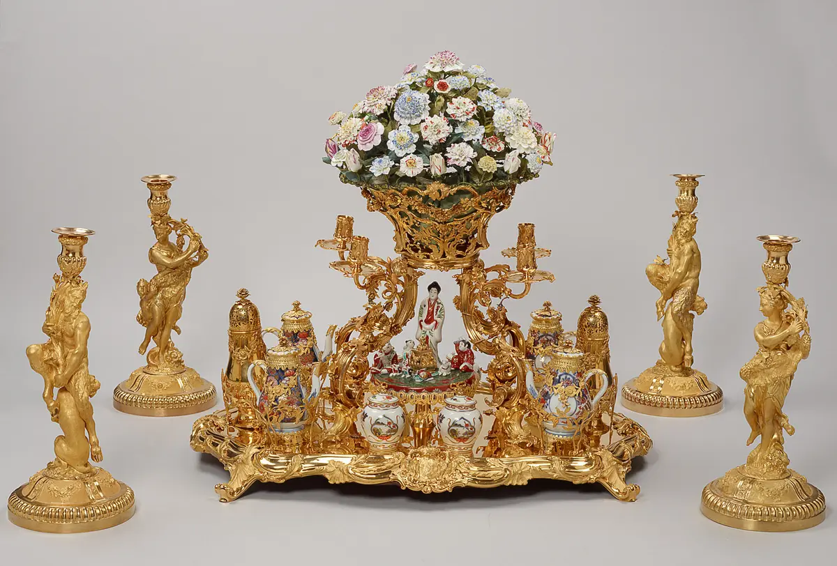 Untersatz des Surtout des Herzogs Karl Alexander von Lothringen