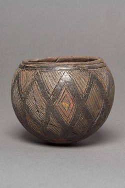 Kugeliger Napf