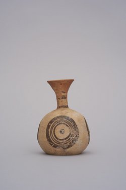 Aryballos der White Painted III Ware
