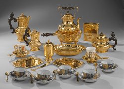 Milchkanne des Frühstückservices der Kaiserin Maria Theresia
