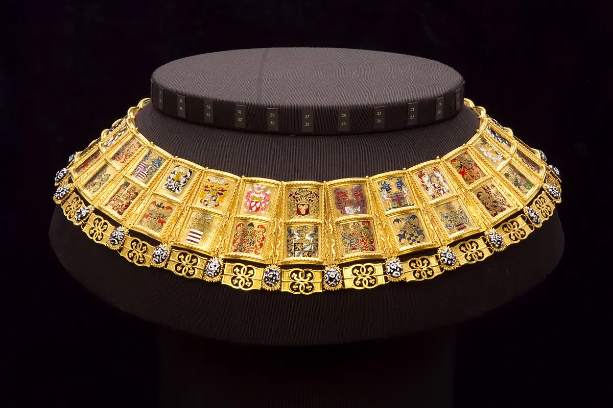 Die Potence (Wappenkette) für den Herold des Ordens vom Goldenen Vlies