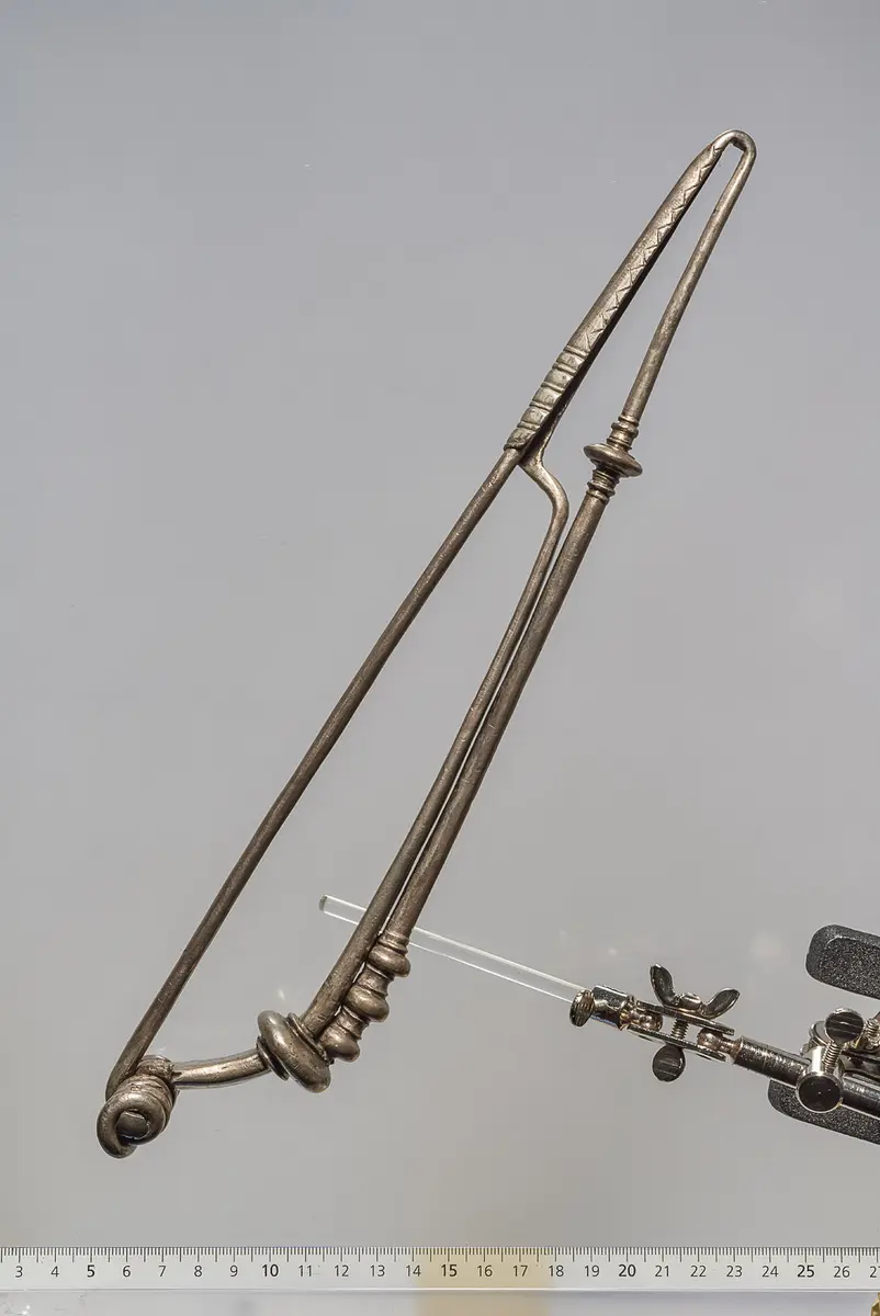 Knotenfibel