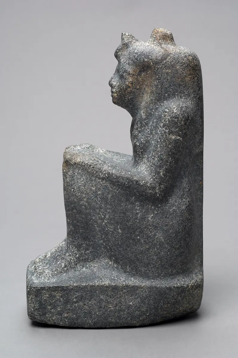 Statuette einer hockenden Göttin (?)