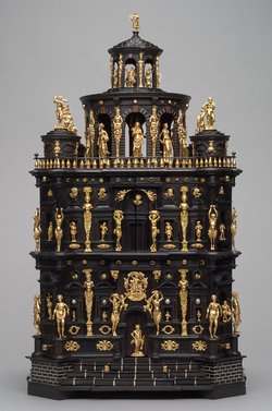 Münzschrank aus dem Besitz Erzherzog Ferdinands II. von Tirol