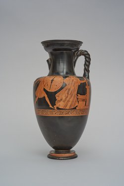 Menelaos verfolgt Helena (A), Fliehende Frau (B)