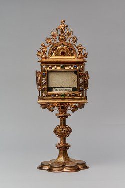 Das Reliquiar mit einem Stück vom Schürztuch Christi