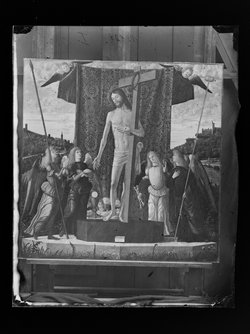 Christus, von Engeln angebetet