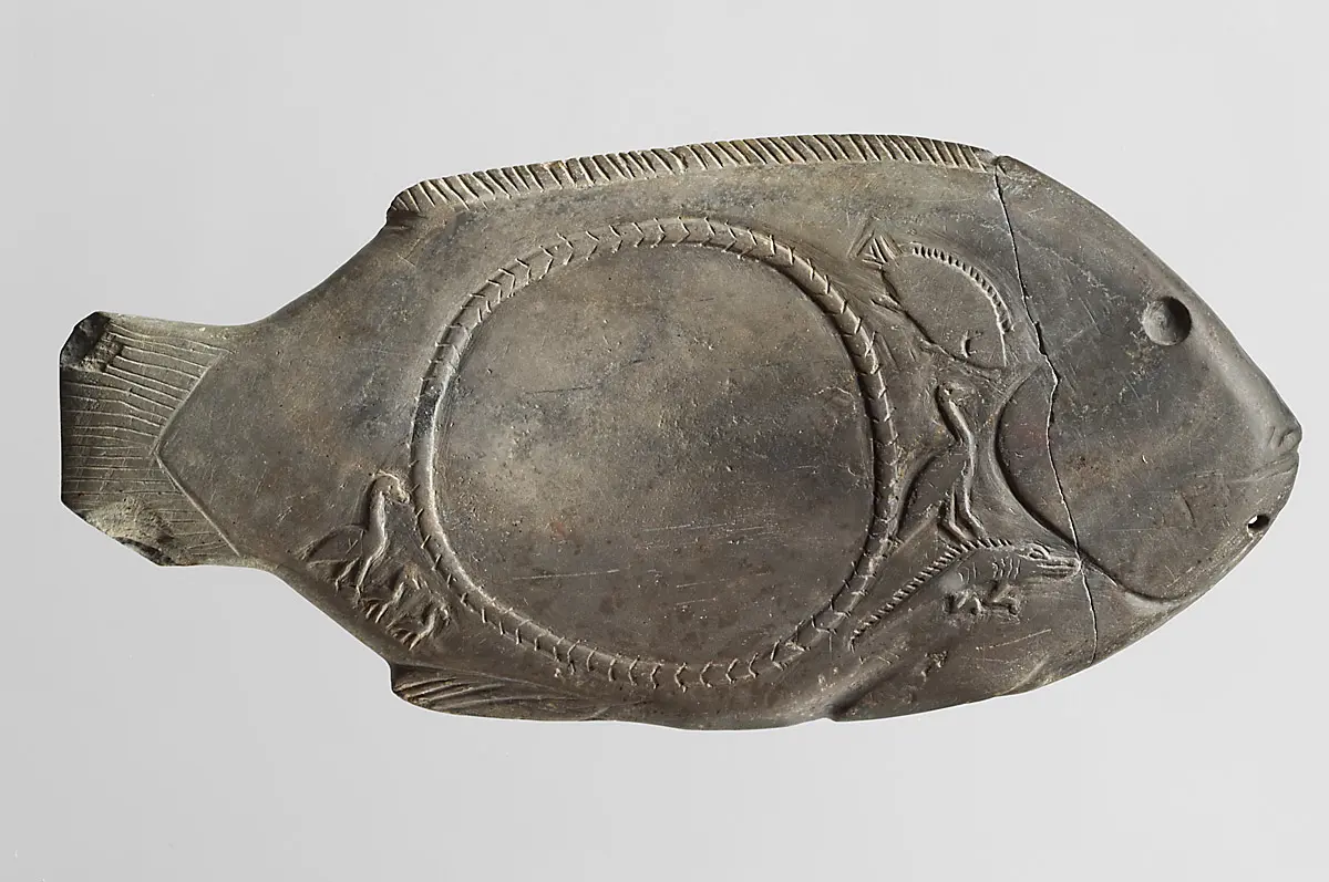 Fischförmige Schminkpalette