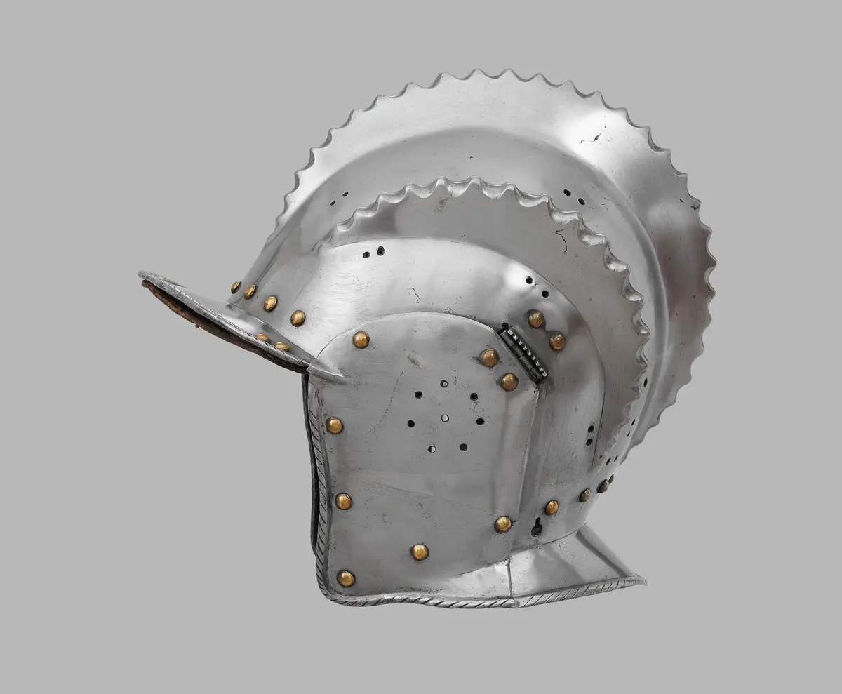 Dreikammige Sturmhaube