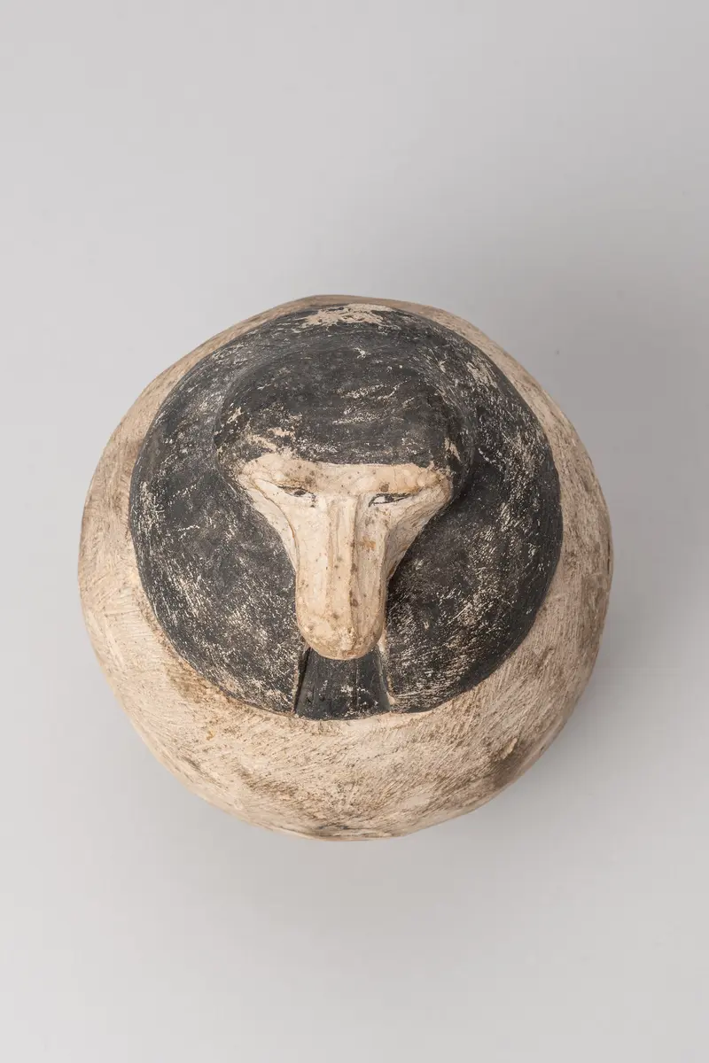 Kanope mit Deckel in Form eines Affenkopfes