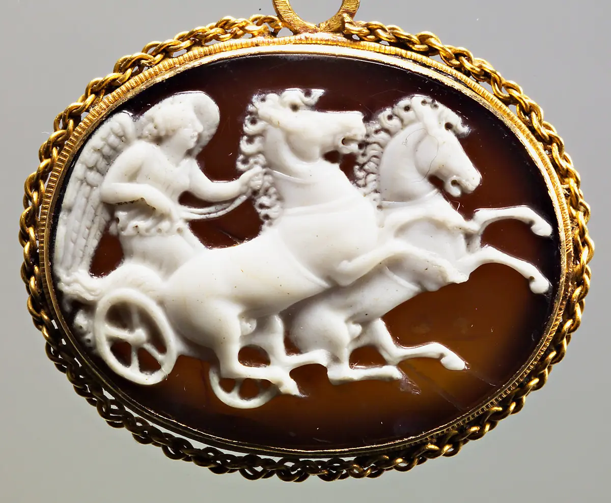 Viktoria im Zweigespann