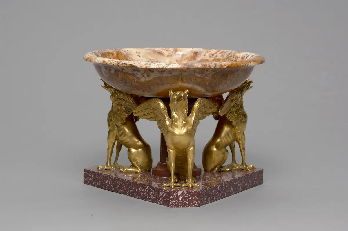 Marmorschale der Ruinen von Paestum