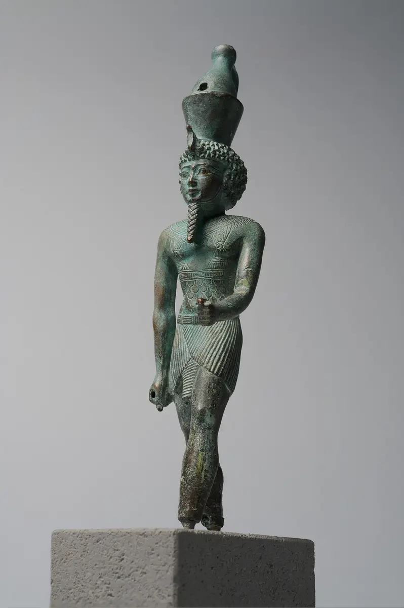 Schreitender Gott Neferhotep