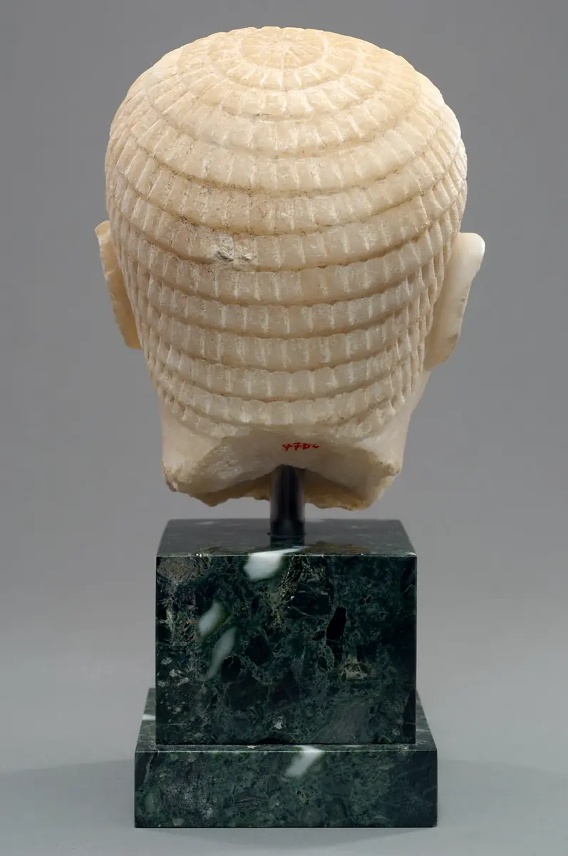 Kopf einer Statue des Ba-ba-ef