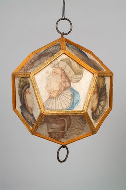 Menschen- und Tierköpfe, Dodekaeder