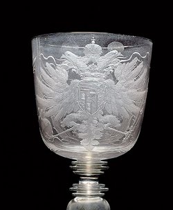 Pokal mit Portrait Kaiser Leopold I. und Doppeladler