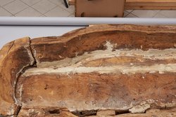 Deckel des mumienförmigen Außensarges der But-har-chensu
