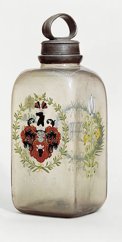 Hohe Vierkantflasche mit Wappen Otto-Markovsky
