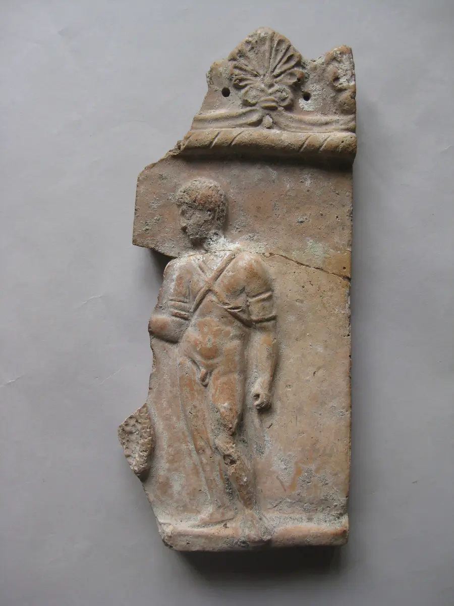 Fragment einer Aufsatzplatte: Ikaros