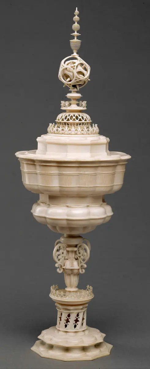 Deckelpokal