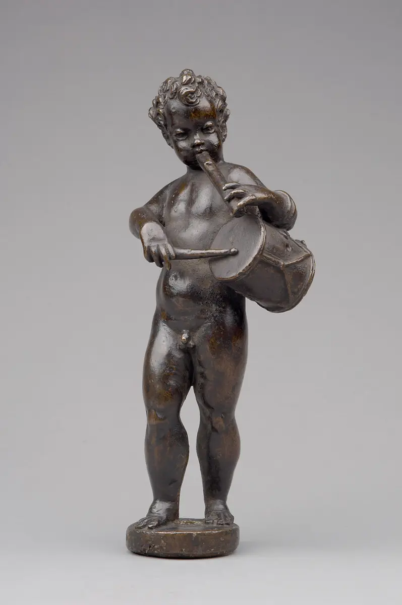 Putto mit Trommel