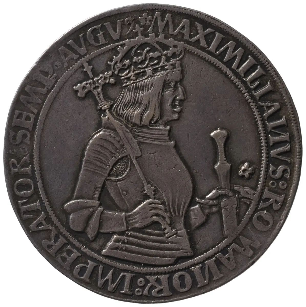 Maximilian I., Guldiner, geharnischtes Hüftbild
