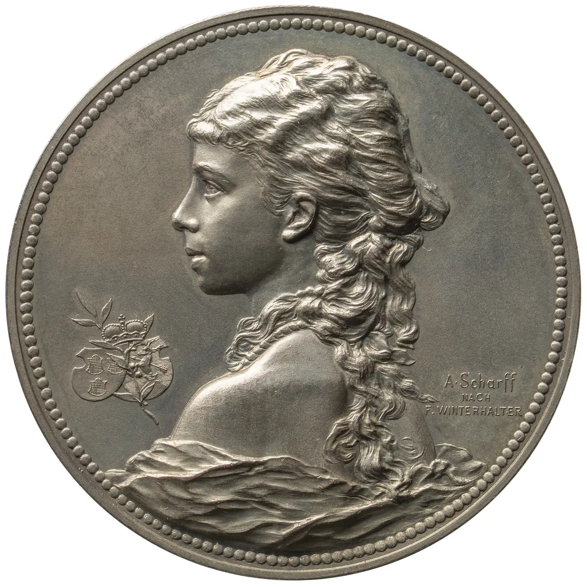 Pauline Fürstin Metternich-Sándor als Schirmherrin des Wiener Blumenkorsos