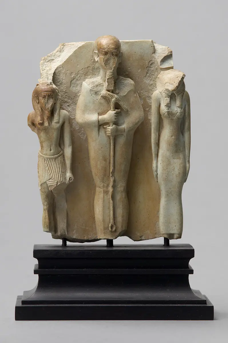 Triade von Memphis: Ptah, Sachmet und Nefertem